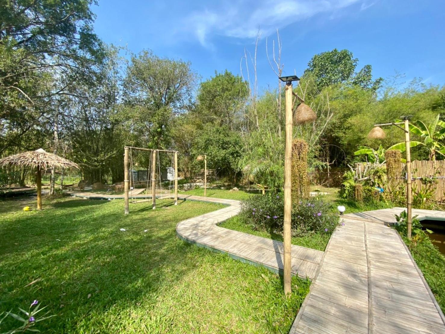 Baan Nai Baan Nok Resort Nakhon Nayok Exterior foto