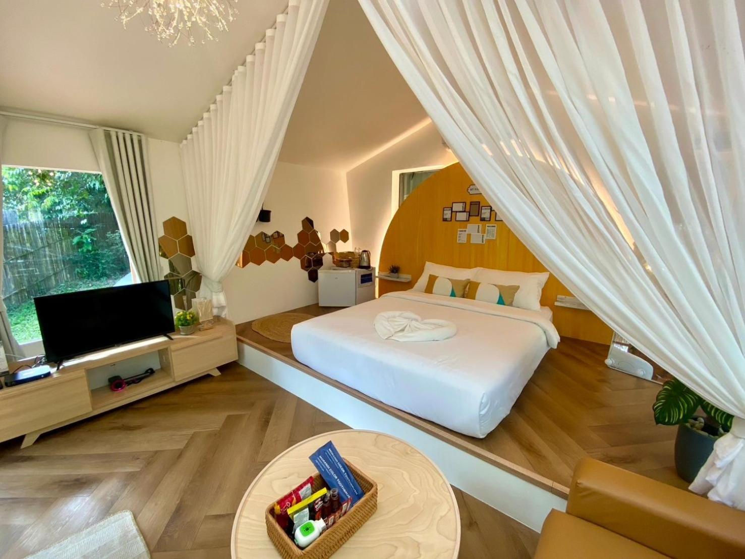 Baan Nai Baan Nok Resort Nakhon Nayok Exterior foto