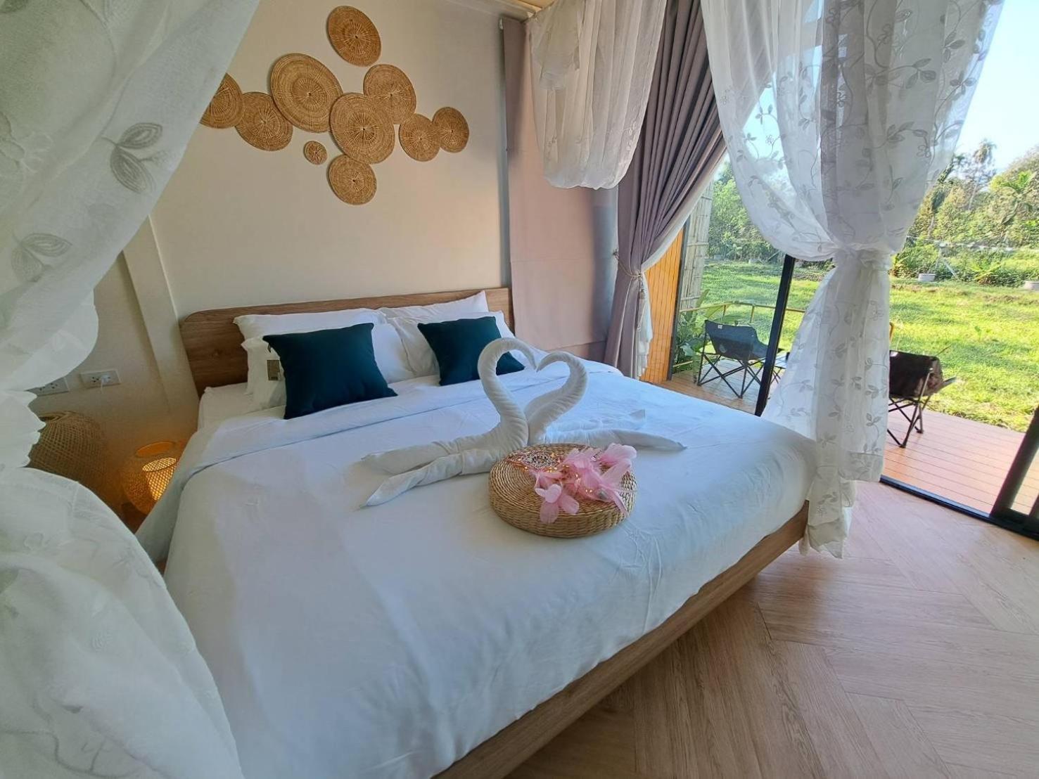 Baan Nai Baan Nok Resort Nakhon Nayok Exterior foto